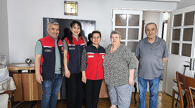 KIBRIS GAZİLERİNE ANLAMLI ZİYARET