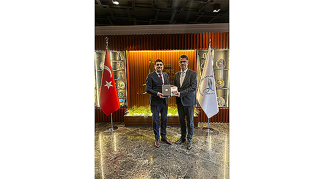 REKTÖR ERENOĞLU'NDAN ANKARA MÜZİK VE GÜZEL SANATLAR ÜNİVERSİTESİNE ZİYARET