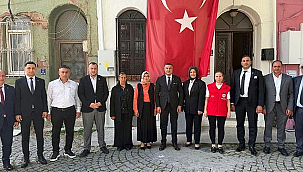 ''ŞEHİTLER DİYARI ÇANAKKALE'DE ŞEHİT YAKINLARIMIZ VE GAZİLERİMİZE REVA GÖRÜLEN TABLO BİZLERİ DERİNDEN ÜZMÜŞTÜR''