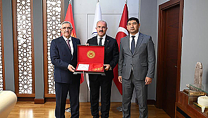 VALİ TORAMAN'DAN MANAS ÜNİVERSİTESİ'NE ZİYARET