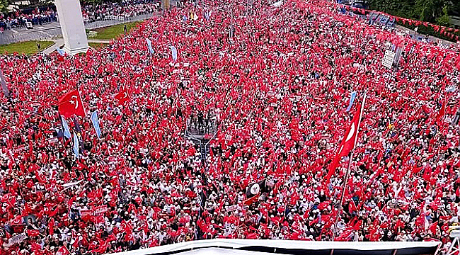 ANKARA'DA ÇANAKKALE RÜZGÂRI ESTİ