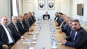 BAKAN YARDIMCISI BÜLENT TURAN'A HATAYLI MUHTARLARDAN ZİYARET