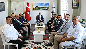 MHP ÇANAKKALE İL YÖNETİMİNDEN VALİ TORAMAN'A ZİYARET