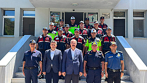 VALİ TORAMAN, BAYRAMİÇ İLÇE JANDARMA KOMUTANLIĞINI ZİYARET ETTİ