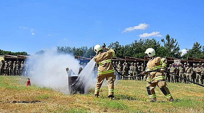 GELİBOLU'DA ASKERİ PERSONELE ORMAN YANGINI EĞİTİMİ