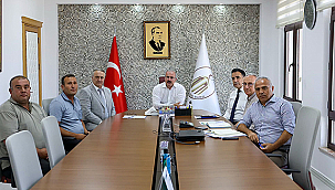  VALİ TORAMAN BAŞKANLIĞINDA İL ÖZEL İDARESİ DEĞERLENDİRME TOPLANTISI YAPILDI