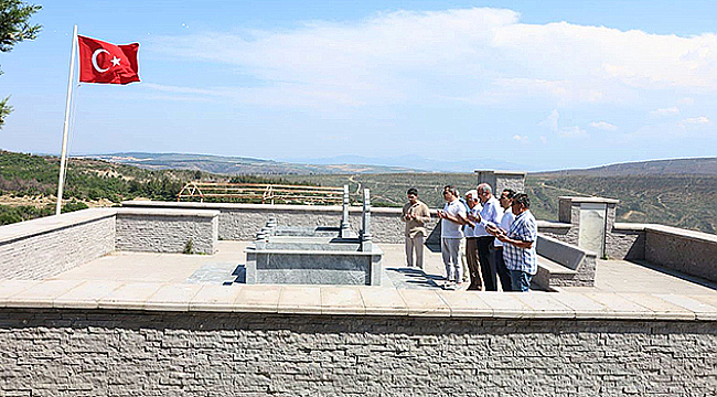  Vali Toraman'dan Ece Bey Türbesi'ne Ziyaret