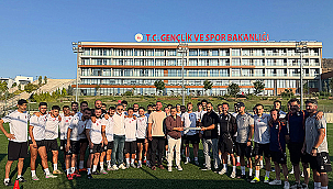 İSMAİL KAŞDEMİR'DEN ÇANAKKALESPOR'A MORAL ZİYARETİ