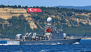 ZAFER BAYRAMI'NDA 3 SAVAŞ GEMİSİ HALKIN ZİYARETİNE AÇILACAK
