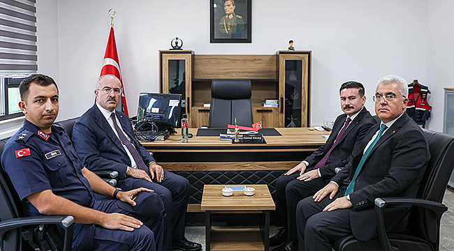 VALİ TORAMAN GÖKÇEADA İLÇE JANDARMA KOMUTANLIĞINI ZİYARET ETTİ