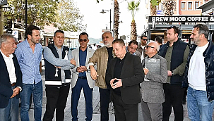 ÇANAKKALE ÇARŞISI'NDA KALDIRIM İŞGALLERİ MASAYA YATIRILDI