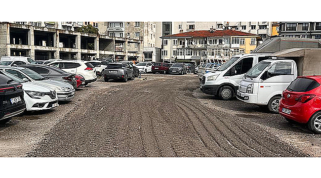 CENNET OTOPARKI'NDA ZEMİN YENİLENDİ